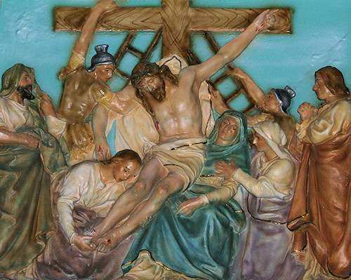 Jesús es bajado de la Cruz